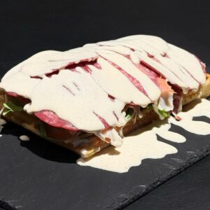 Gaufre au salami et jambon cru